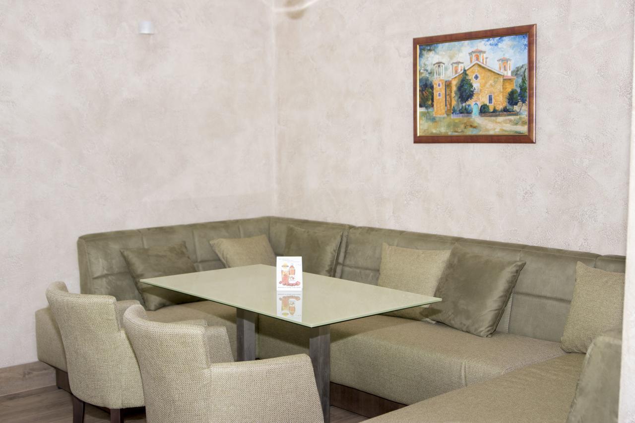 Hotel Etropolia Etropole Εξωτερικό φωτογραφία